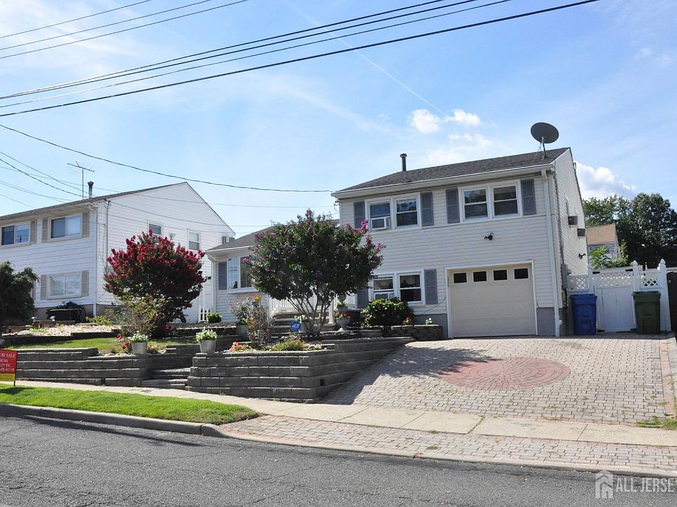 1st image of 9 Florence Dr