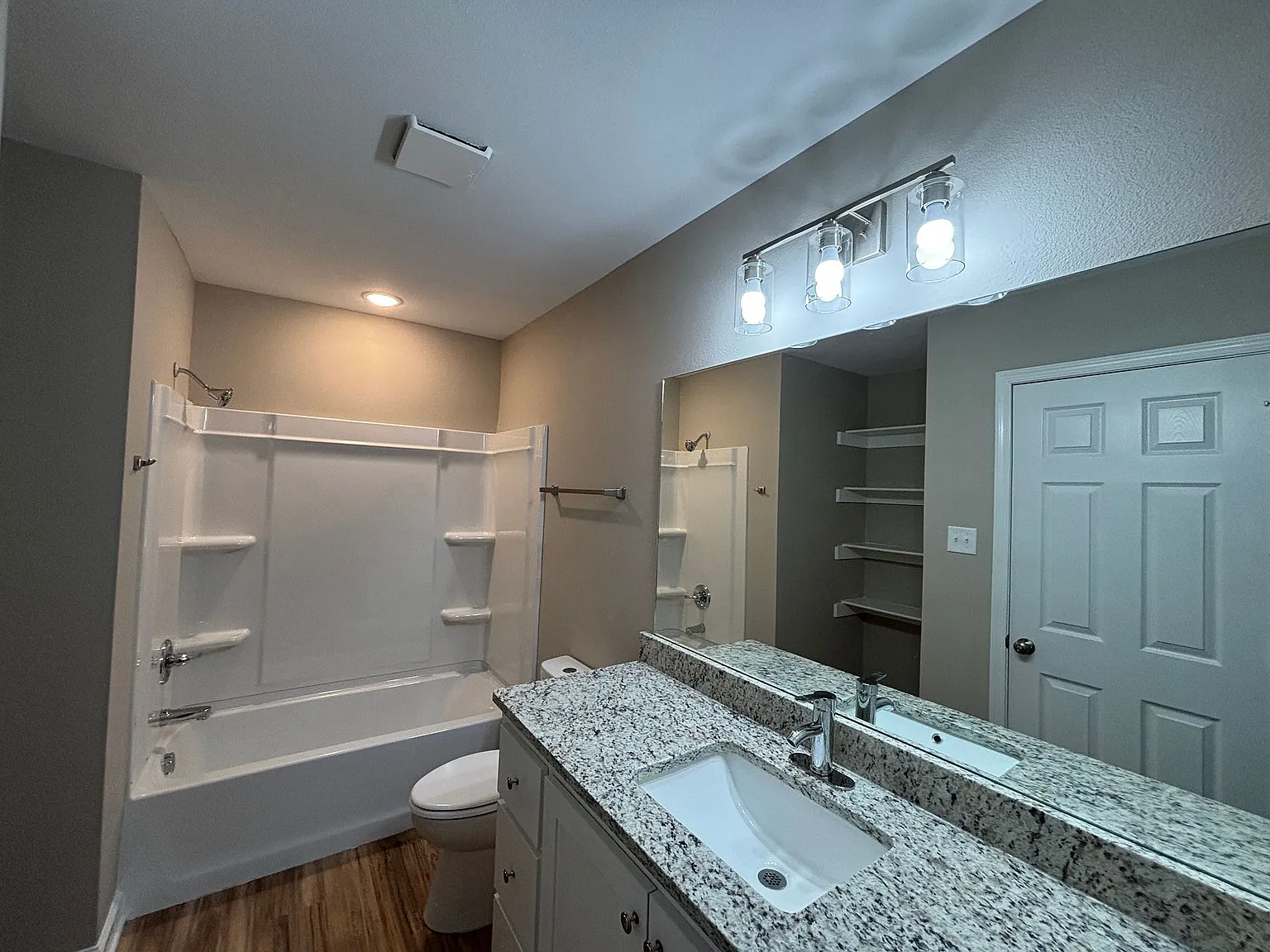 14503 Baucum Rd — Photo 2