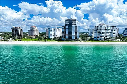 4401 Gulf Shore Blvd N Photo 1