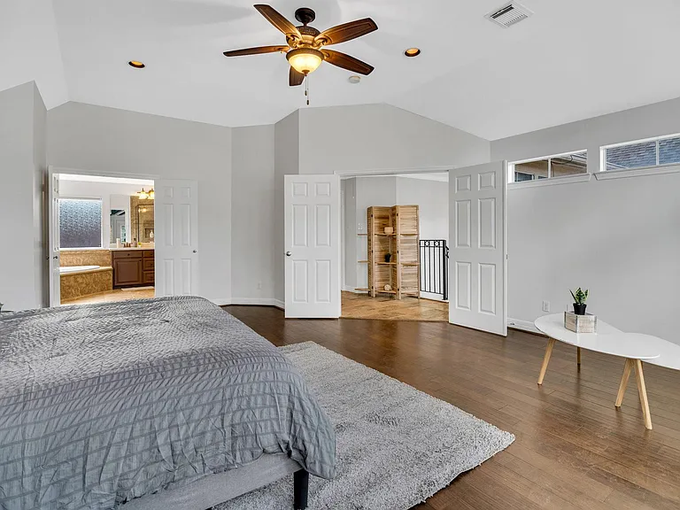 3305 W Lamar St #B — Photo 18