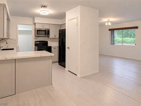2040 Liston Ave, Logandale, NV 89021