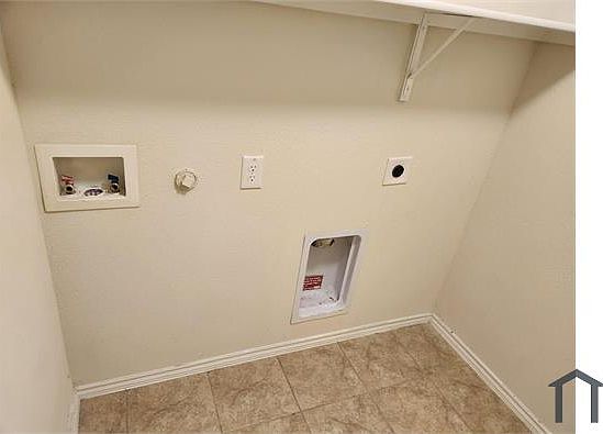 4th image of 1240 Vernon Dr