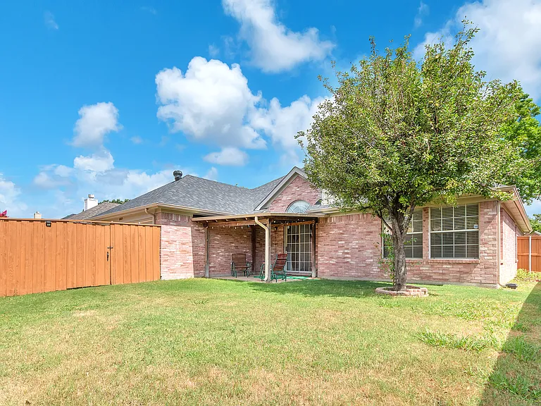 10809 River Oaks Dr — Photo 33