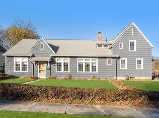 8 Watt Rd, Worcester, MA 01606