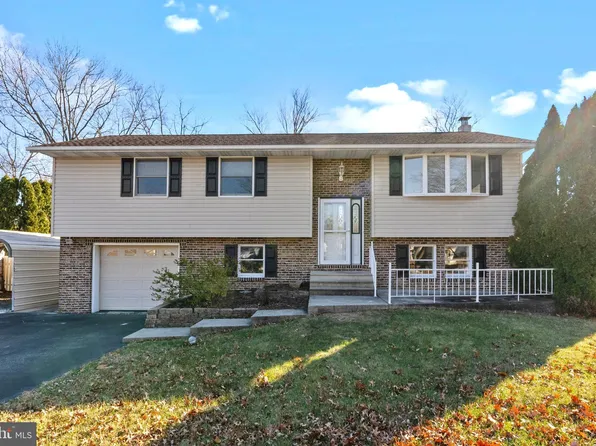 27 Hughes Ave, Boyertown, PA 19512