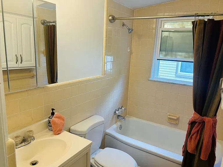 1410 E Madge Ave — Photo 12