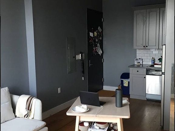 5th image of 29 Spencer Pl APT 6A