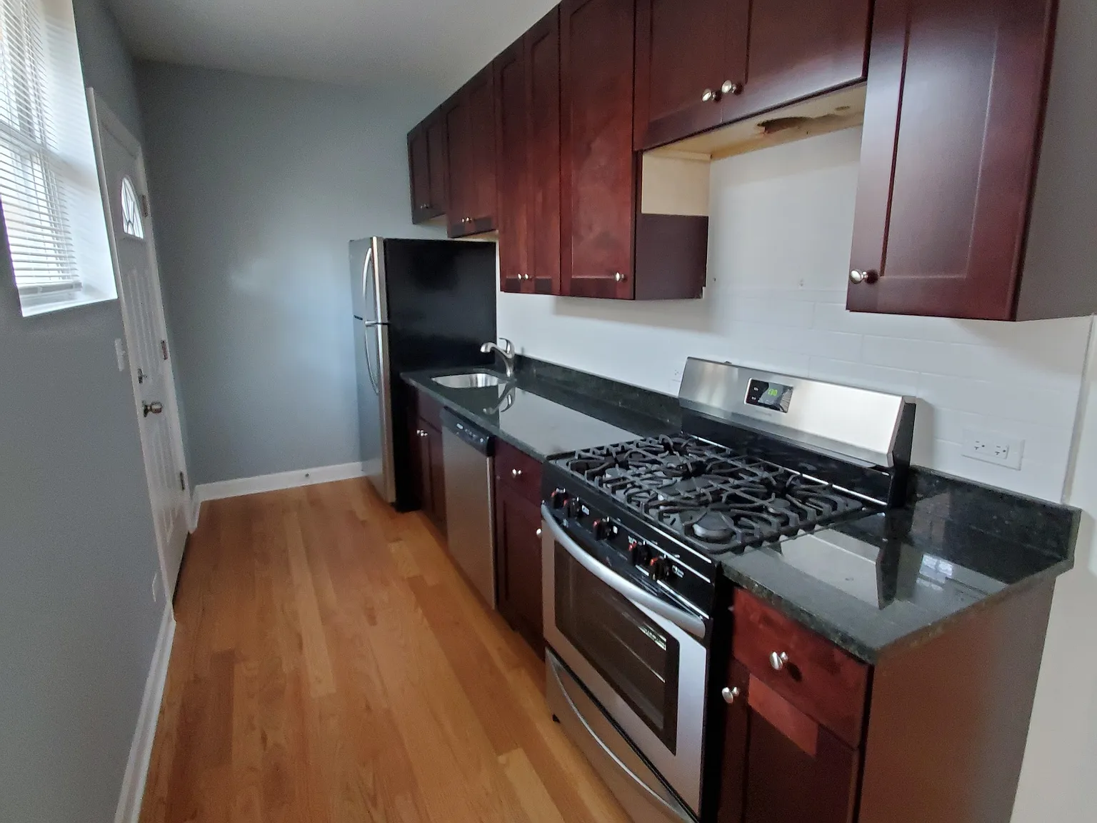 1 bed, 750 sqft, $1,750 — Photo 1