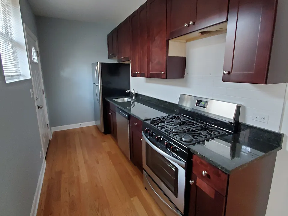 1624 W Pratt Blvd #1A