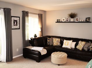 3222 Evergreen Dr, Eagan, MN 55121
