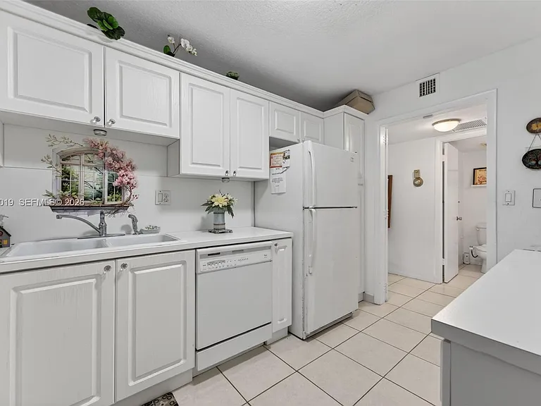 10777 W Sample Rd #209 — Photo 5