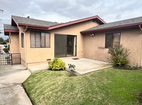 Grand Ave Barakat, 621