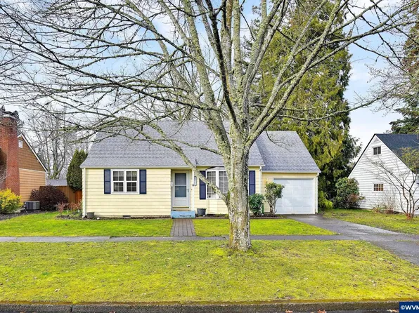1855 23rd St NE, Salem, OR 97301