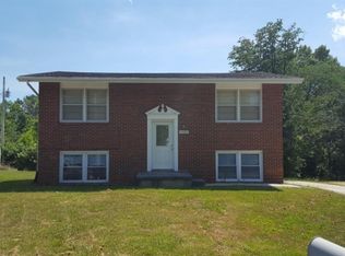4400 Stevendave Dr #B, Columbia, MO 65202