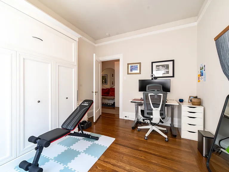 150 Palm Ave — Photo 10