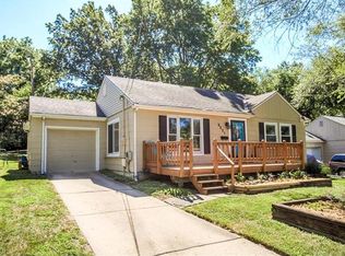 5221 Riggs St, Mission, KS 66202