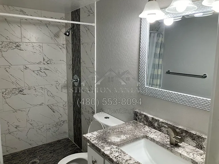 2732 E Michigan Ave — Photo 18