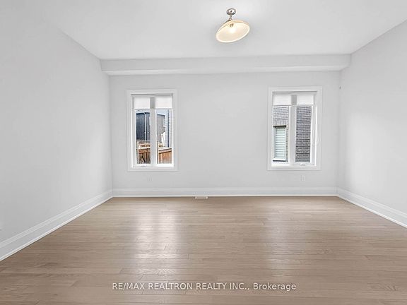 4th image of 28 Tipp Dr
