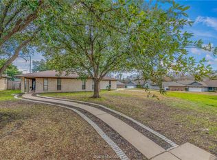 3600 Sierra Dr, Bryan, TX 77802