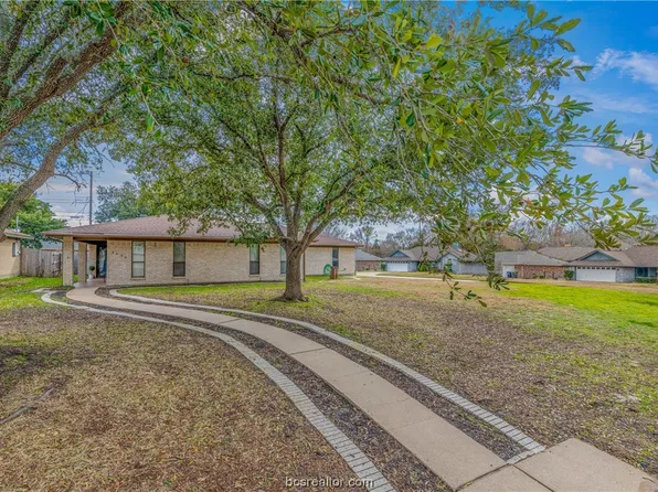 3600 Sierra Dr, Bryan, TX 77802