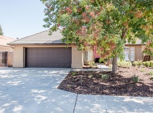 9306 N Barton Ave, Fresno, CA