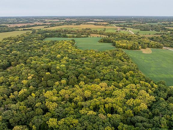 3rd image of NW County Farm Dr