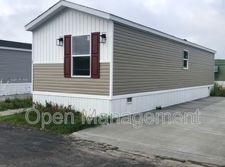 3000 Brookpark Rd Trailer R18, Cleveland, OH 44134