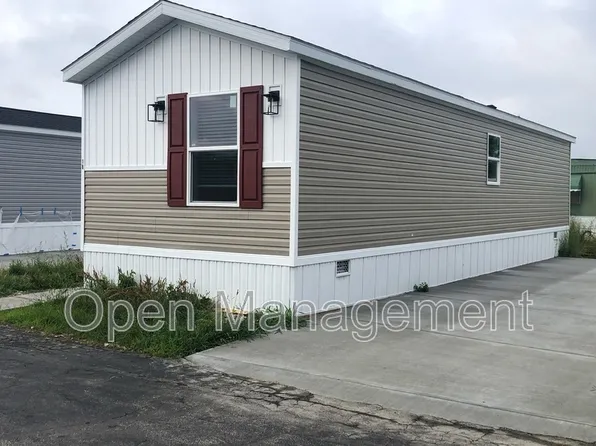 3000 Brookpark Rd Trailer R18, Cleveland, OH 44134