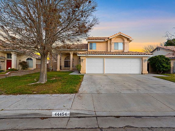 5th image of 44454 Tarragon Dr