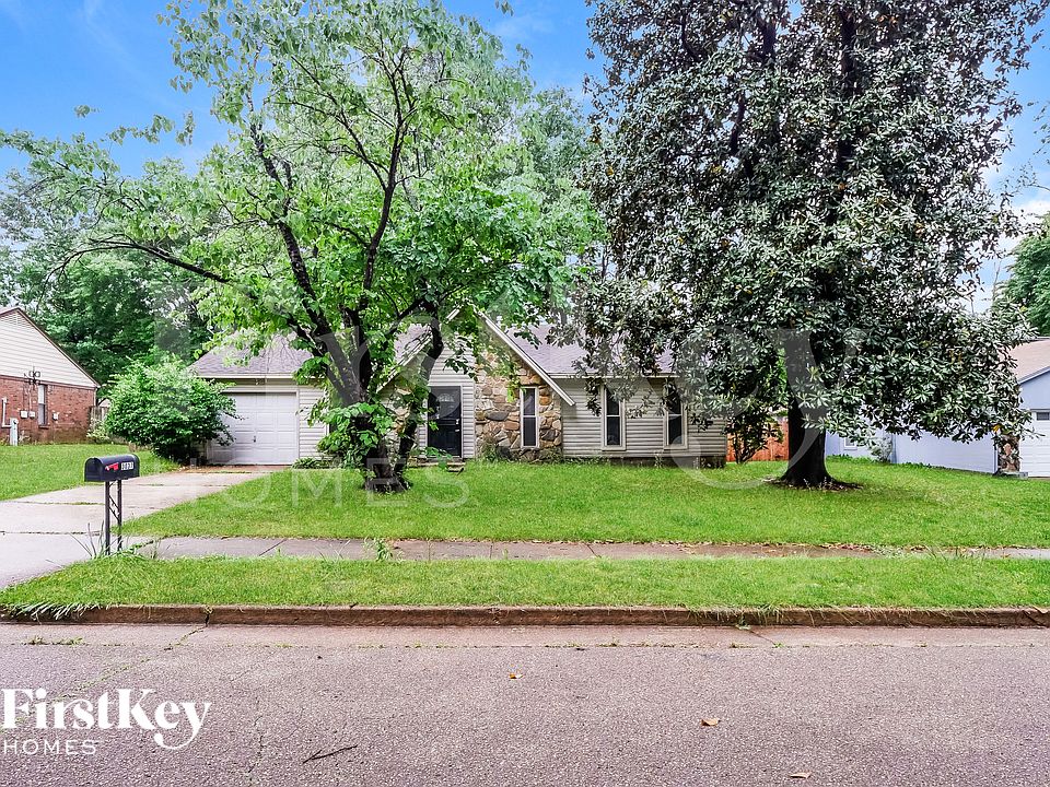 1st image of 3037 Leeridge Dr