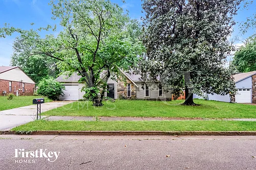 3037 Leeridge Dr Photo 1