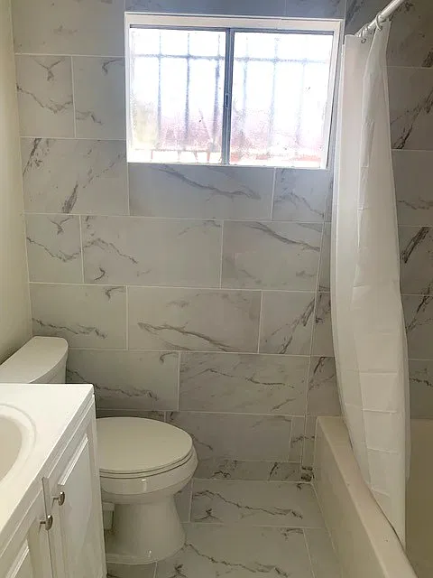 2 bed, 810 sqft, $2,200 — Photo 3