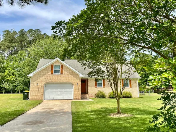 211 Beechwood Shores Road, Moyock, NC 27958