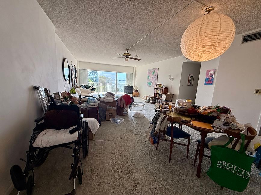 Additional Living Room