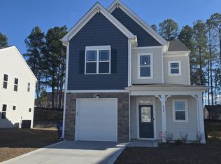 658 Union St, Raeford, NC 28376