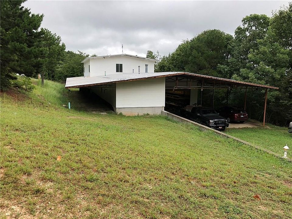 1st image of 711 Breakwind Rd