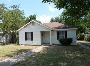 1909 N 12th St, Waco, TX 76707
