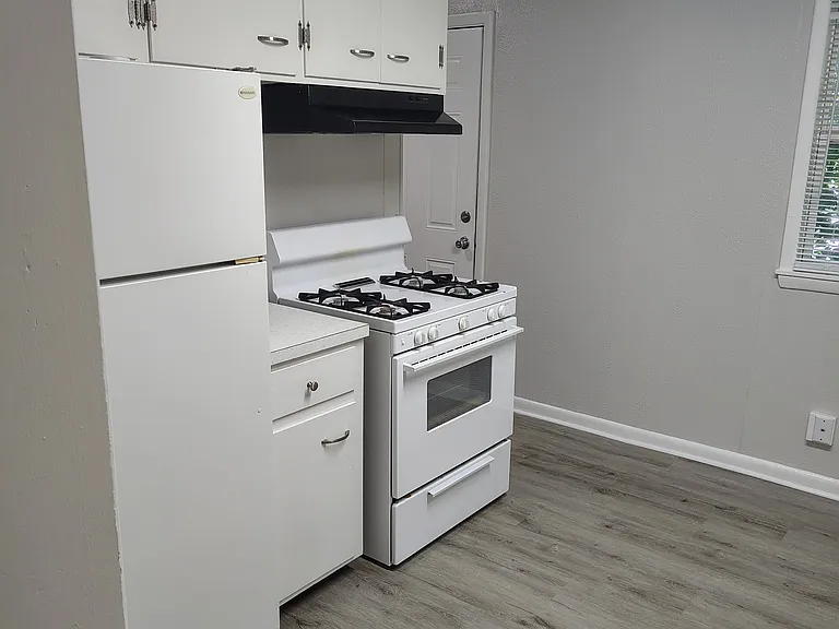 519 S Duncan Ave #1 — Photo 6