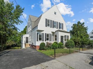 33 Gosnold St, Worcester, MA 01606