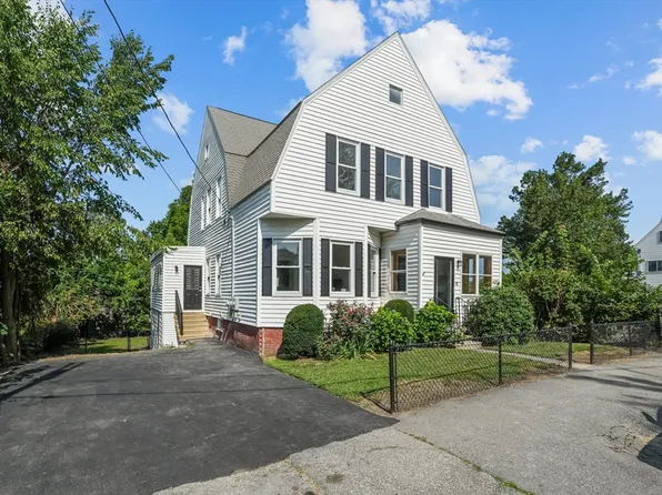 33 Gosnold St, Worcester, MA 01606