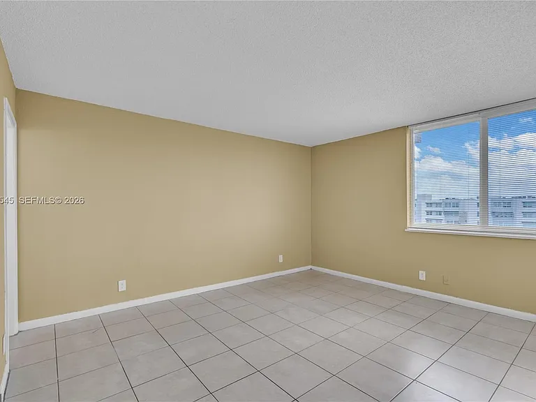 9143 SW 77th Ave #B802 — Photo 15