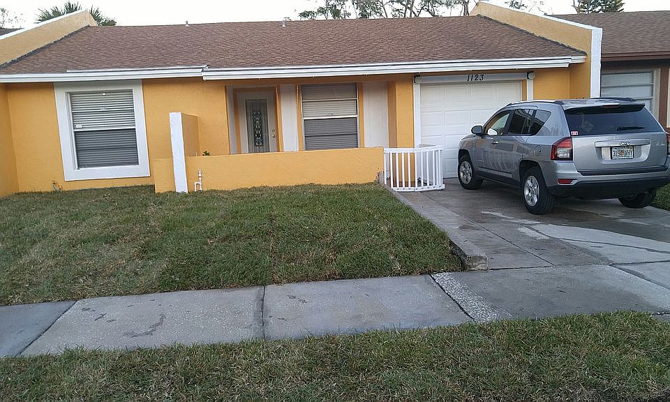 1st image of 1123 Soria Ave