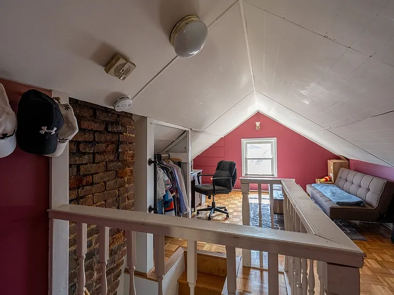 5 Village St — Photo 13