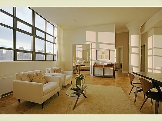 Sold by Stribling | media 4