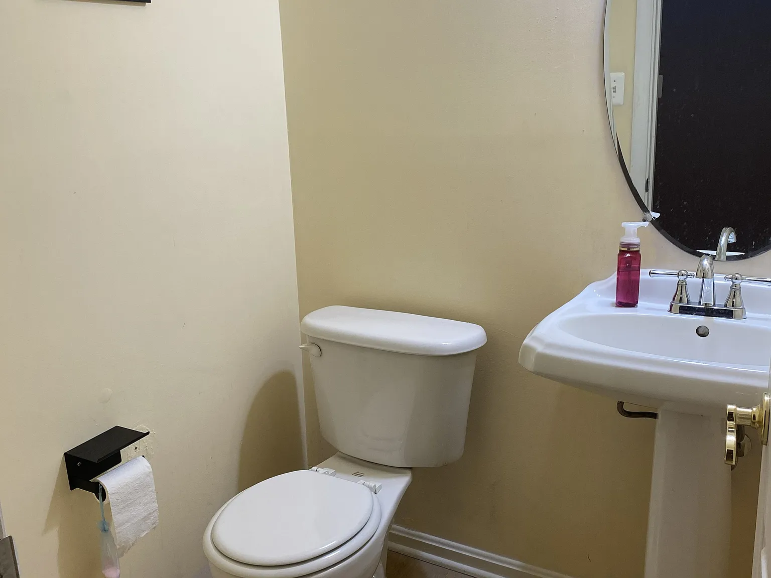 3 bed, 2.5 bath, 2280 sqft, $3,200 — Photo 4
