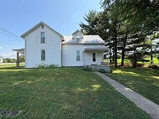 4th image of 5109 Cincinnati Zanesville Rd NE
