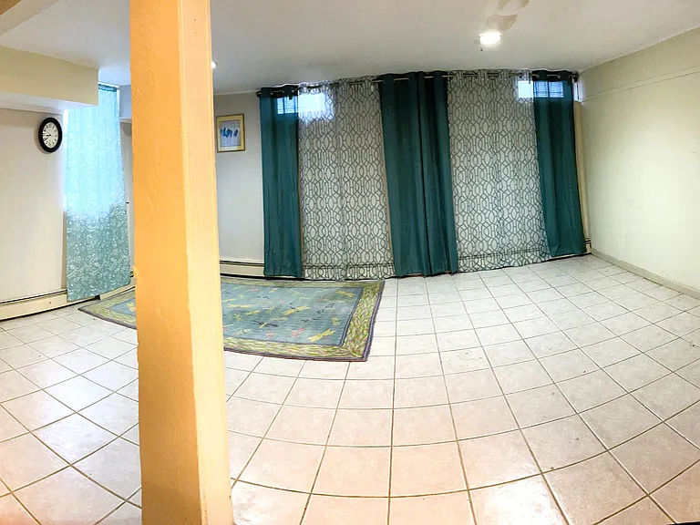 1732 Whitney Ave #A — Photo 9