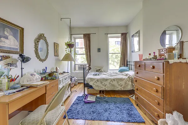 Rented by Compass | media 16