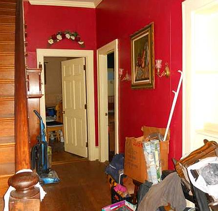 3rd image of 104 N High St