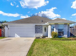 1225 Misty Dr, Midlothian, TX 76065